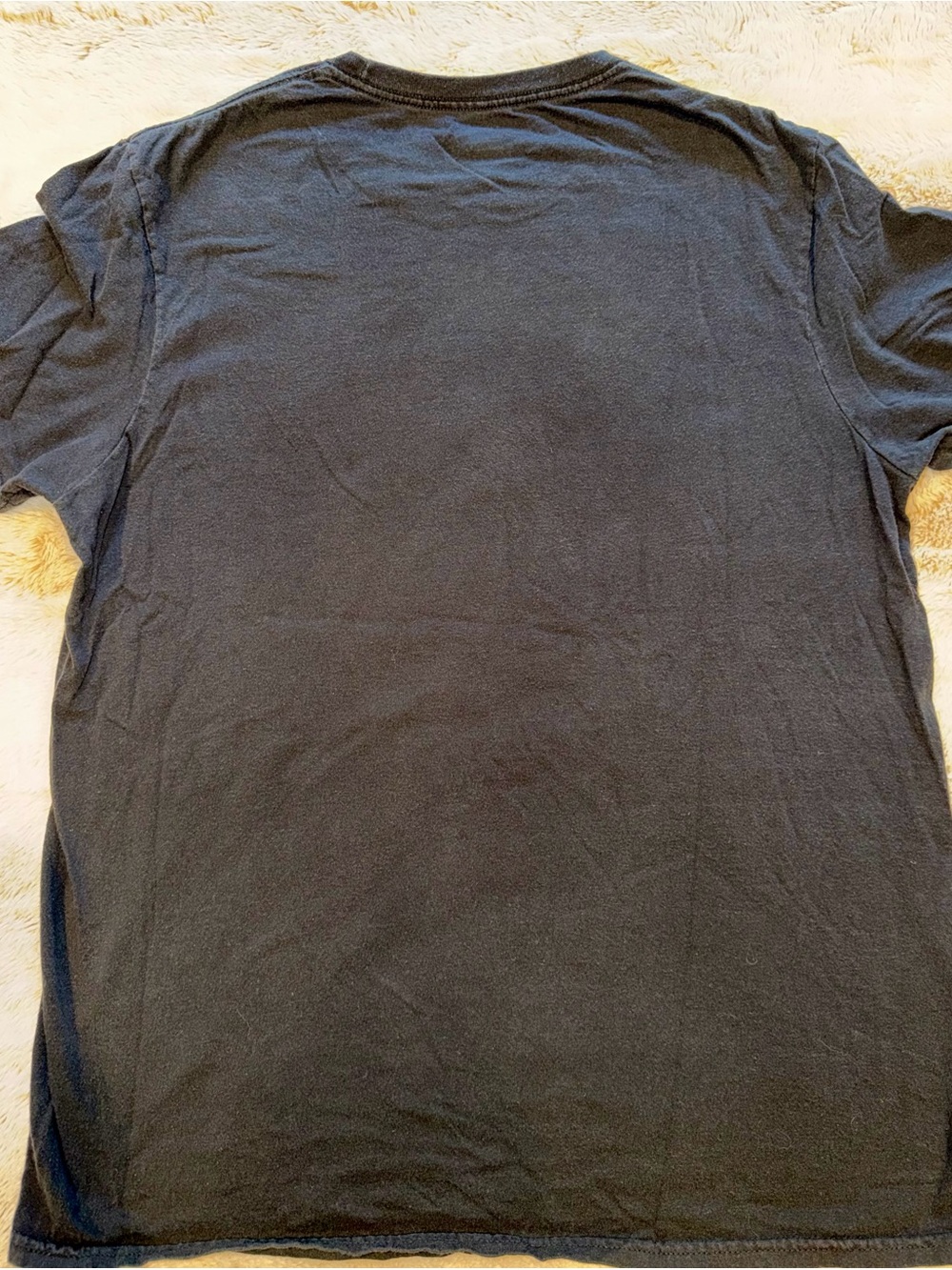 Lot of 3 Men’s T-Shirts: Marvel, Jurassic Park and Green Button Up - Picture 8 of 11